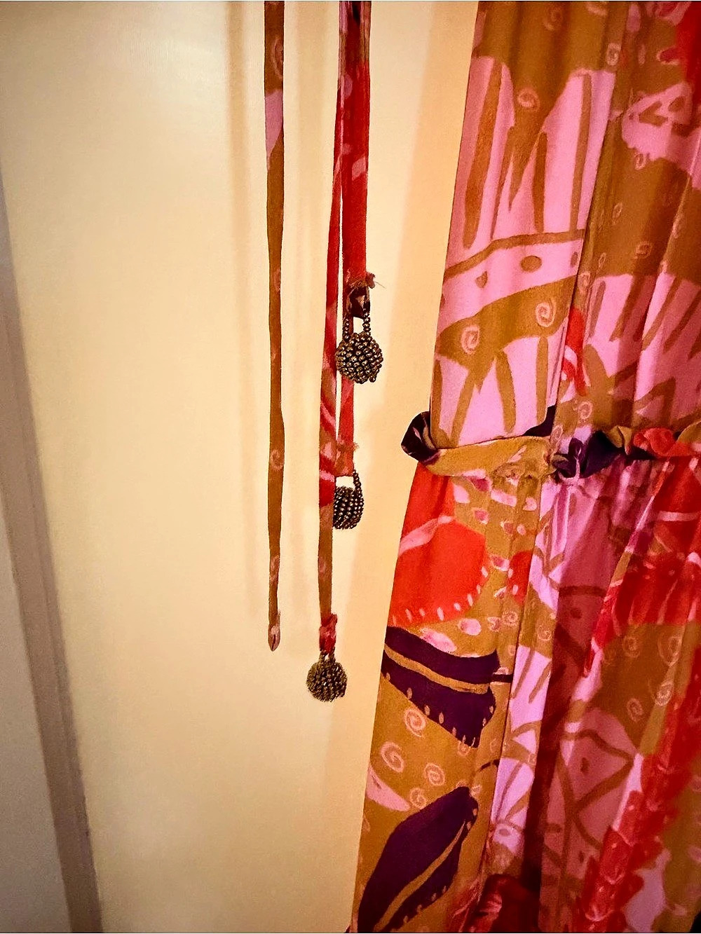 Farm Rio Floral Maxi Dress in Red & Pink Size Medium Like New - Picture 5 of 7